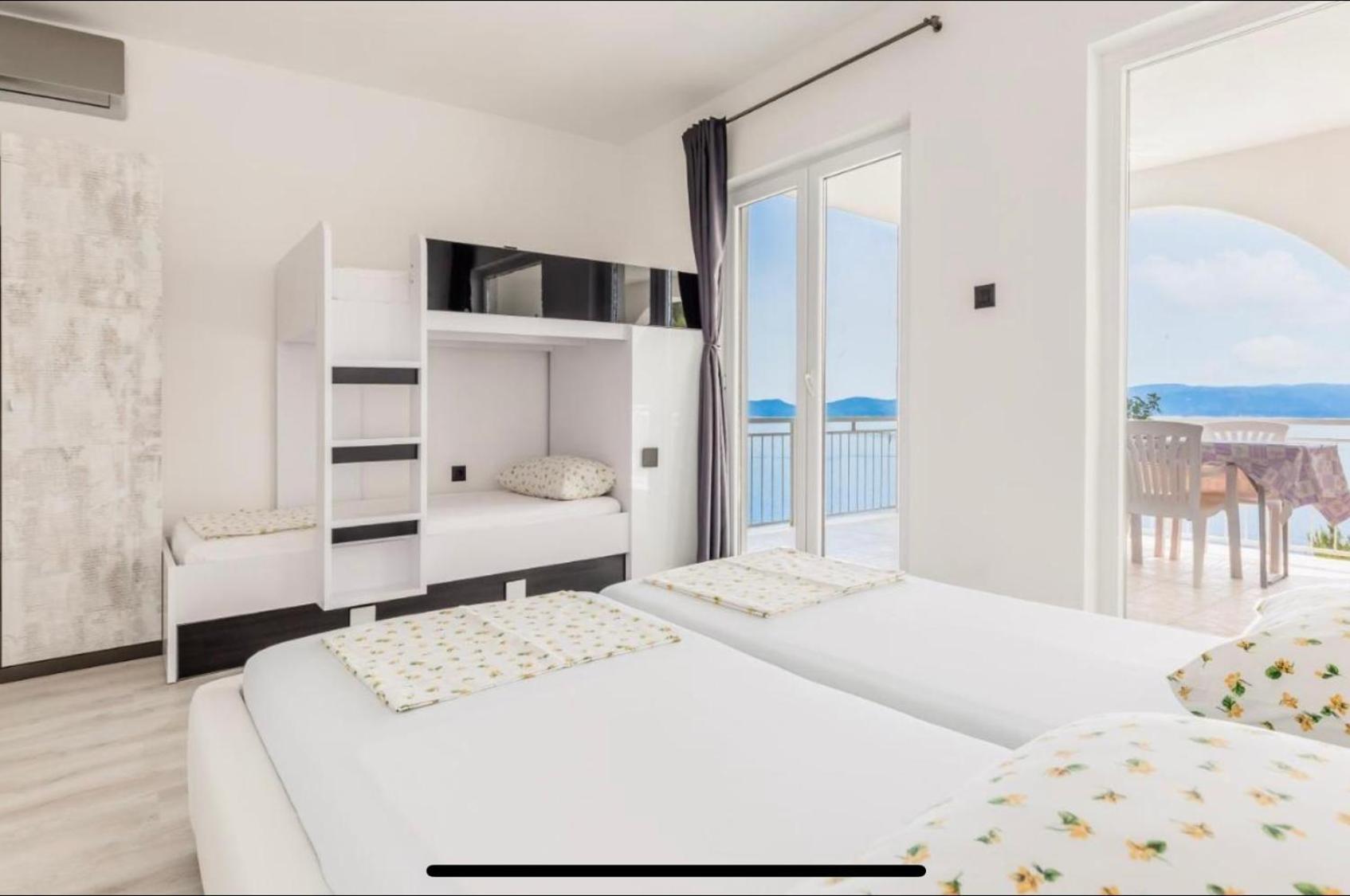 Ivana Black & White Apartments - Marusici Marusici  Exterior photo